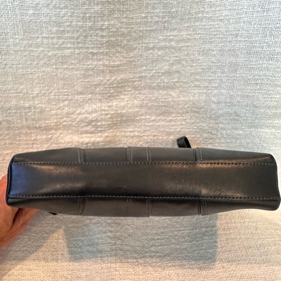 Coach mini purse - Picture 4 of 6